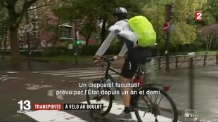 Vidéo 02 - Unité 2 - Ouverture - A vélo - VOST